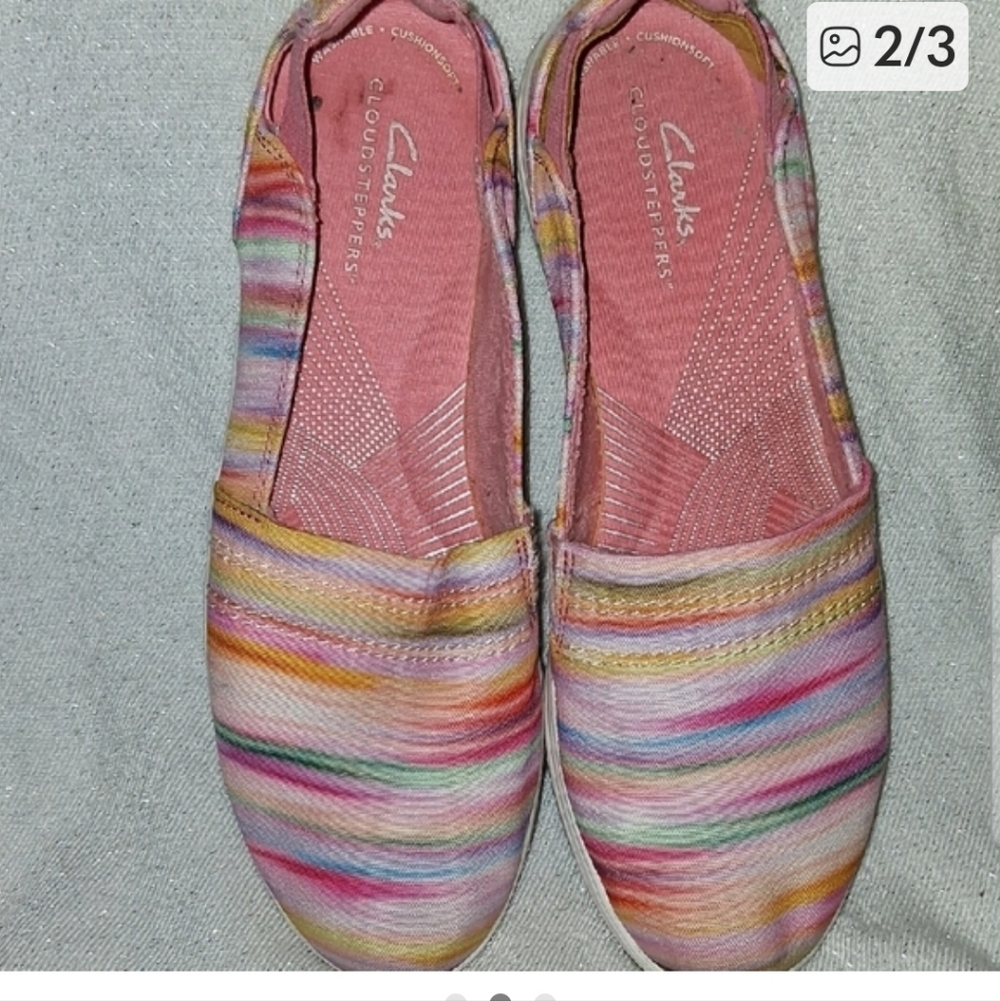 CLARKS WOMEN 9 Colorful Striped Women's Shoes